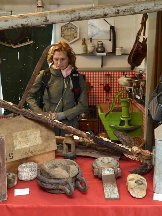 Musée historique de Miquelon, Eco-balade organisée par le CRT pour un groupe de randonneurs québéquois Rando Plein air de Montréal, découverte du milieu naturel, Grand Barachois, Isthme, Langlade et du village de Miquelon, le 19 juillet 2016