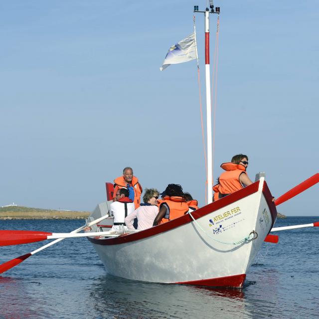 Entrainement en doris des membres de l'association Les Zigotos, dans les salines de Saint Pierre, reportage photographique sur l'archipel de Saint Pierre et Miquelon, collectivité française d'Outre Mer d'Amérique du Nord, le 23  juillet 2014