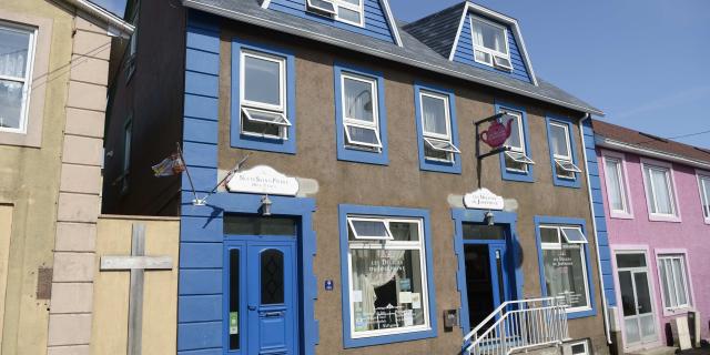 Hôtel de charme Les Nuits Saint-Pierre et Les Délices de Josephine, centre ville, Saint-Pierre, le 5 août 2016